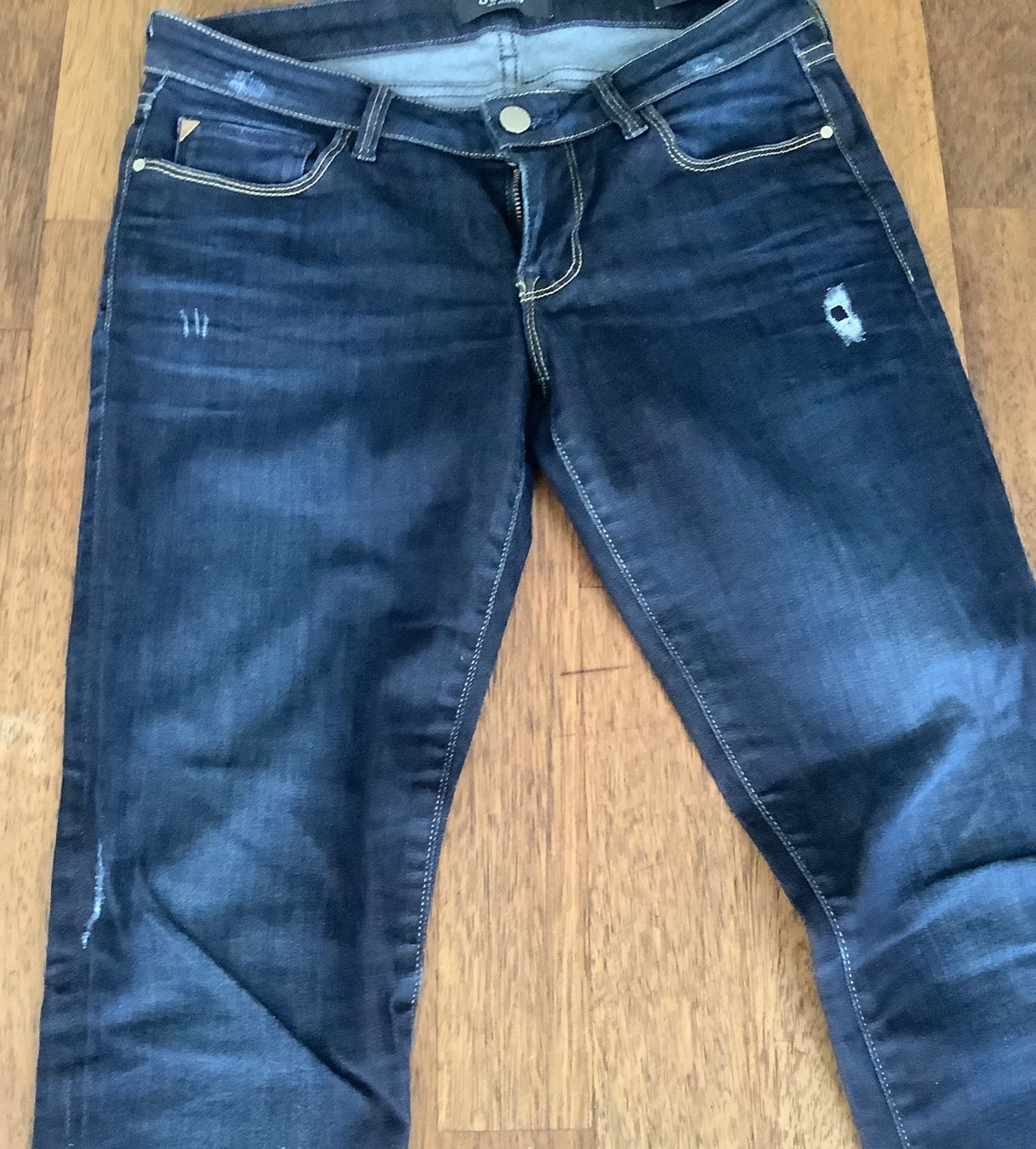 Guess Jeans: Guess, skinny low rise, 27/30 – Usato da Seuzach venduto da Megane1