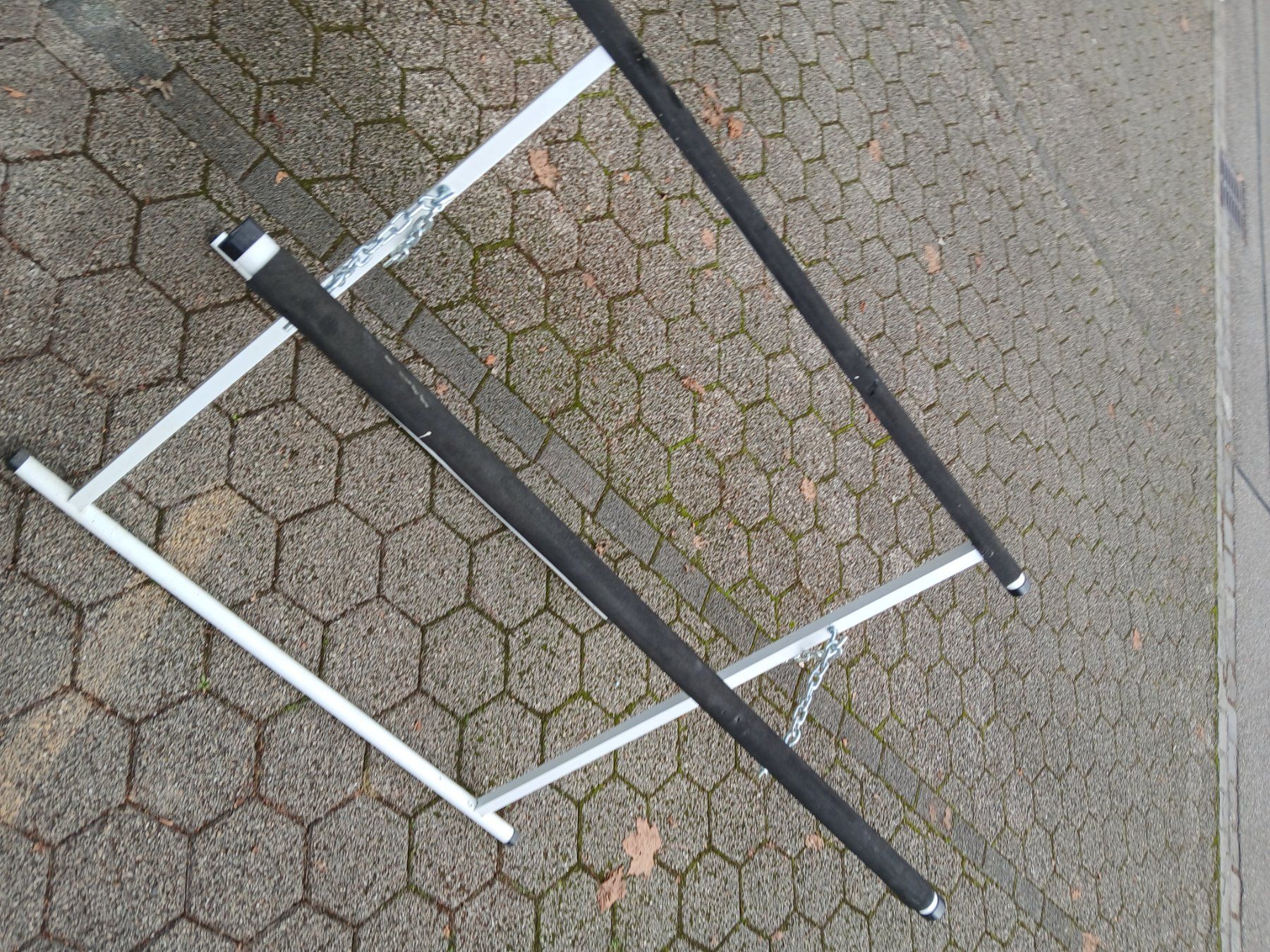 Tutti gli attrezzi: Windschutzscheibenständer – Usato da Zuchwil venduto da pedu79