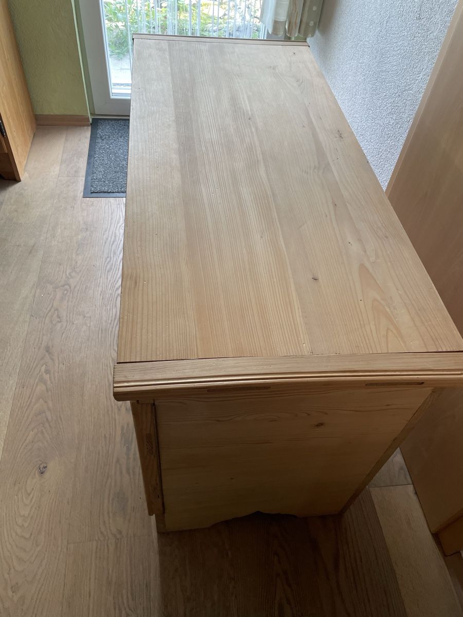 Cassapanche: Möbel 2 türig Truhe Sideboard , Handarbeit – Usato da Wohlen AG venduto da NincoA-Z 4