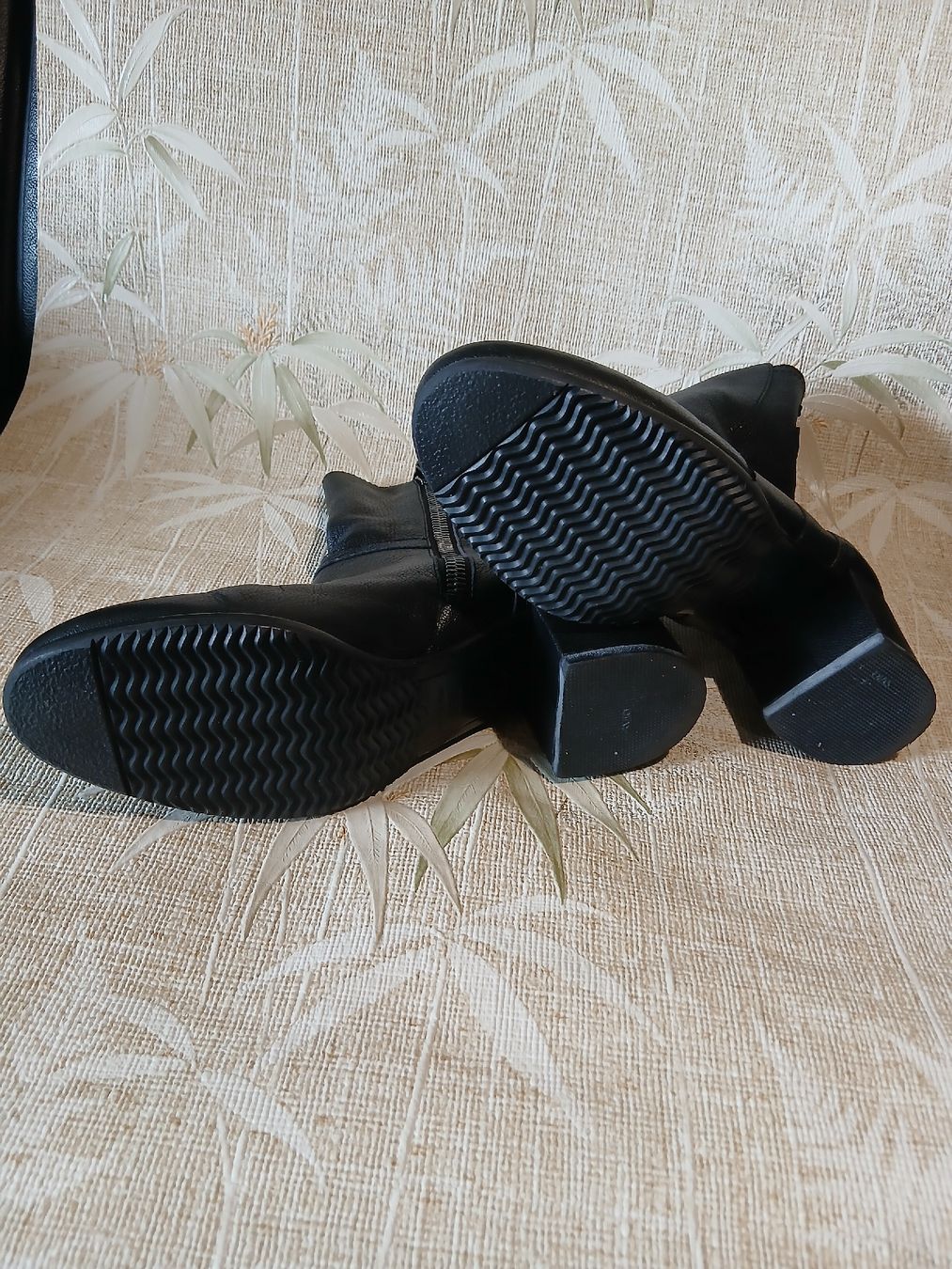 Chanel Scarpe da donna: Chanel Bottines – Usato da Zürich venduto da tg4_y65n 1