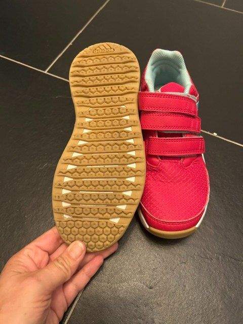Adidas Scarpe per ragazze: Adidas Hallenturnschuhe – Usato da Niederlenz venduto da nad_7g5w 1