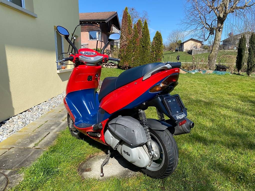 Aprilia Scooters: Aprilia Leonardo 250 – Gebraucht aus Ballwil von menix_68 4