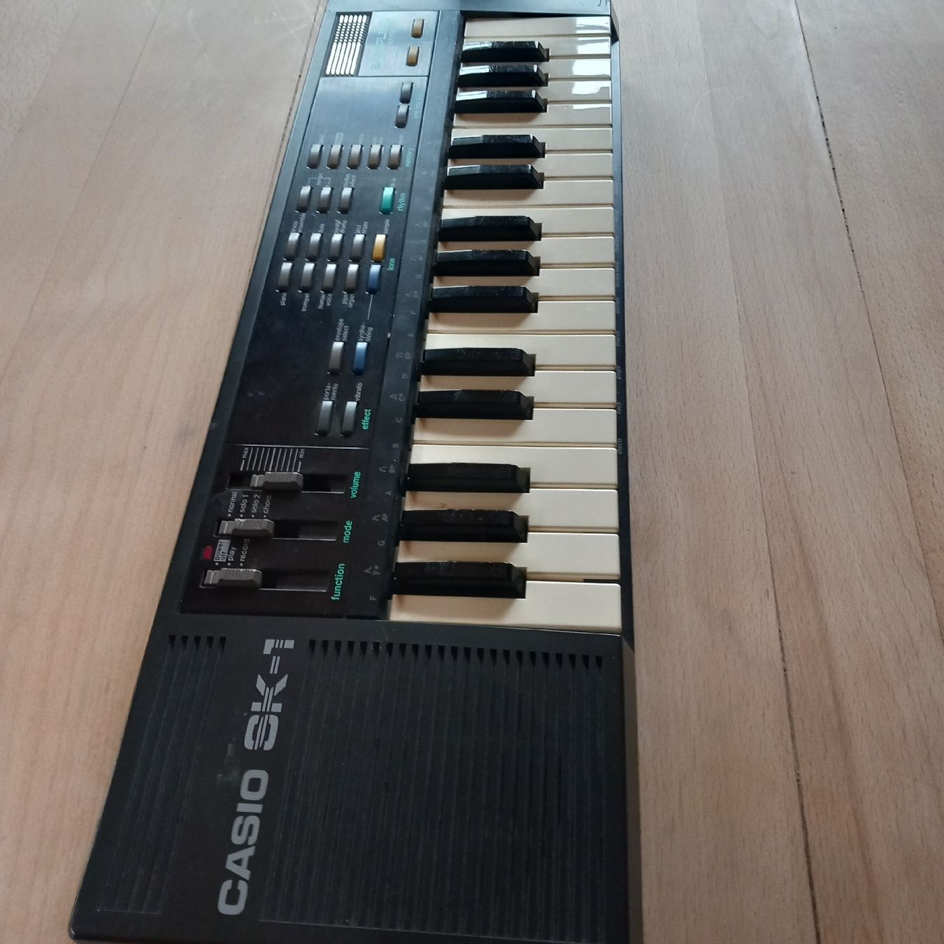 Casio Strumenti musicali: Casio SK-1 Sampling Keyboard Synthesizer 80s – Usato da Ebnat-Kappel venduto da blazzi 1