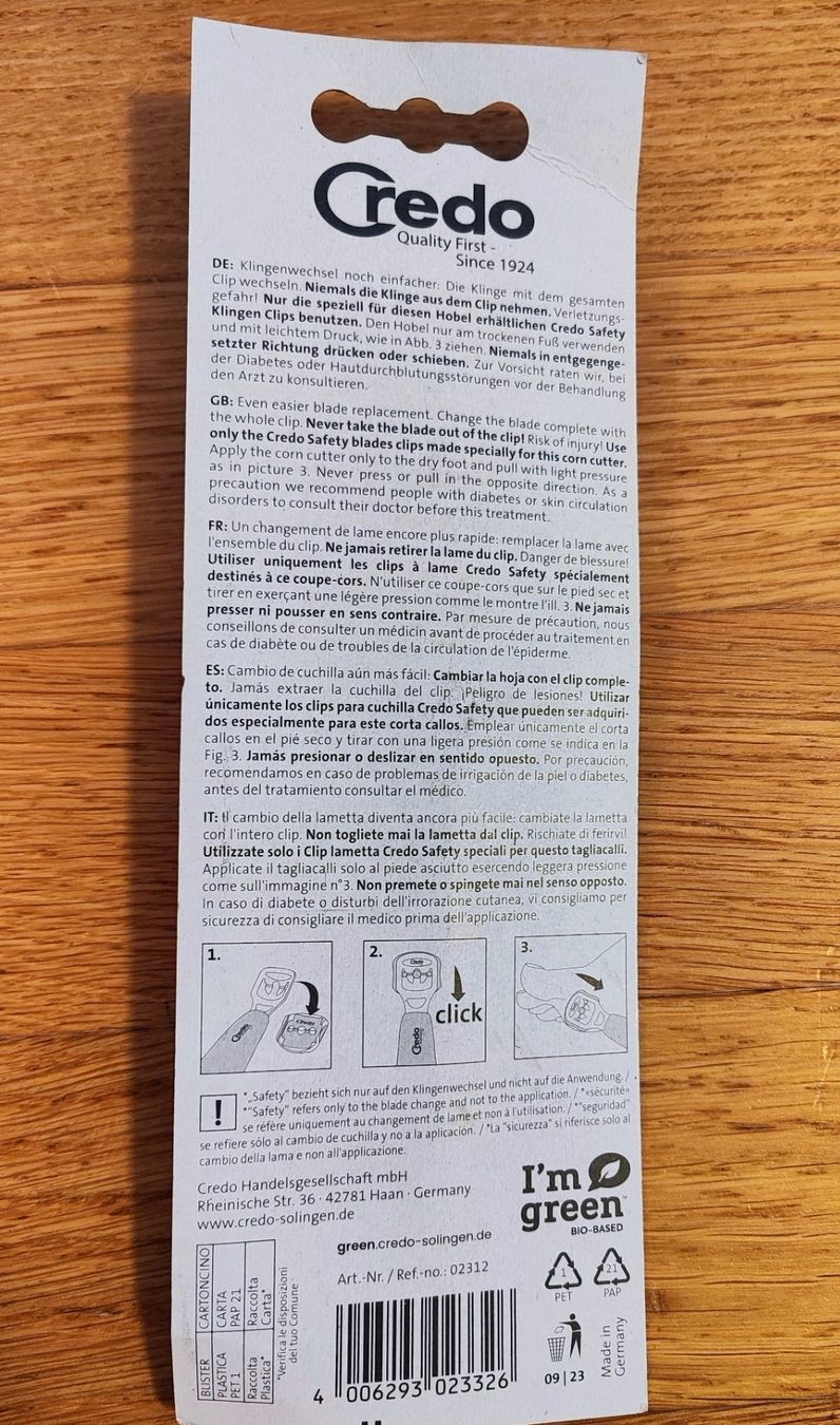 Libri: CREDO Râpe anti-callosités NEUF avec lame! – Nuovo e nell'imballaggio originale da Carouge GE venduto da for_8yym 1