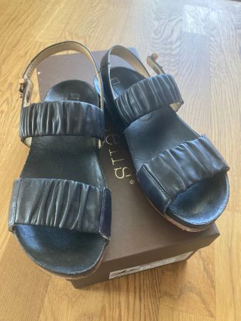 Schwarze Sandalen von "neosens", Grösse 36, Sommer-Look!