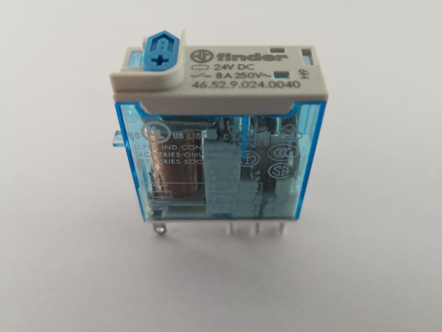 Componenti elettronici: Finder Steck-Relais 24VDC 8A inkl. Sockel – Nuovo (secondo la descrizione) da Igis venduto da Mfsi 2