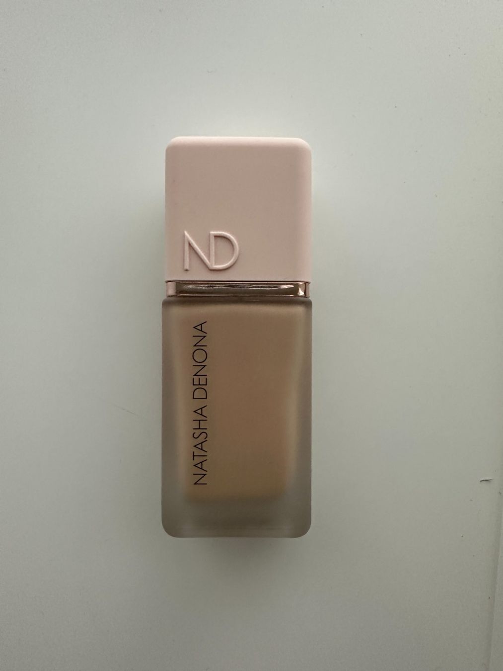 Natasha Denona Make-up: Natasha Denona Hy glam foundation N2 – Nuovo (secondo la descrizione) da Courgevaux venduto da Qwertz111320