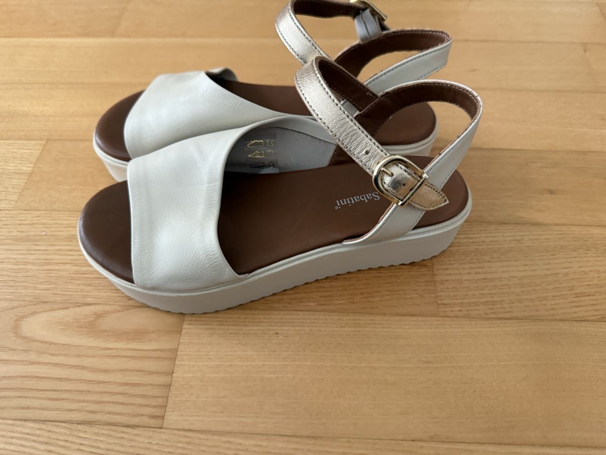 Scarpe da donna: Sandale Andrea Sabatini, Gr. 37 – Usato da Langendorf venduto da cheyenne023