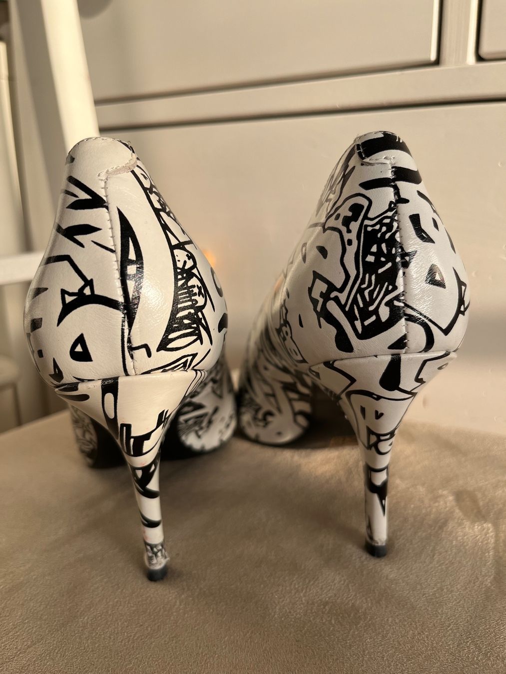 Scarpe da donna: Stylish shoes in  leather size 39 – Nuovo (secondo la descrizione) da Chêne-Bougeries venduto da Seetooyoo 4
