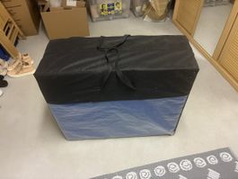 Klappmatratze blau neuwertig mit Tragetasche