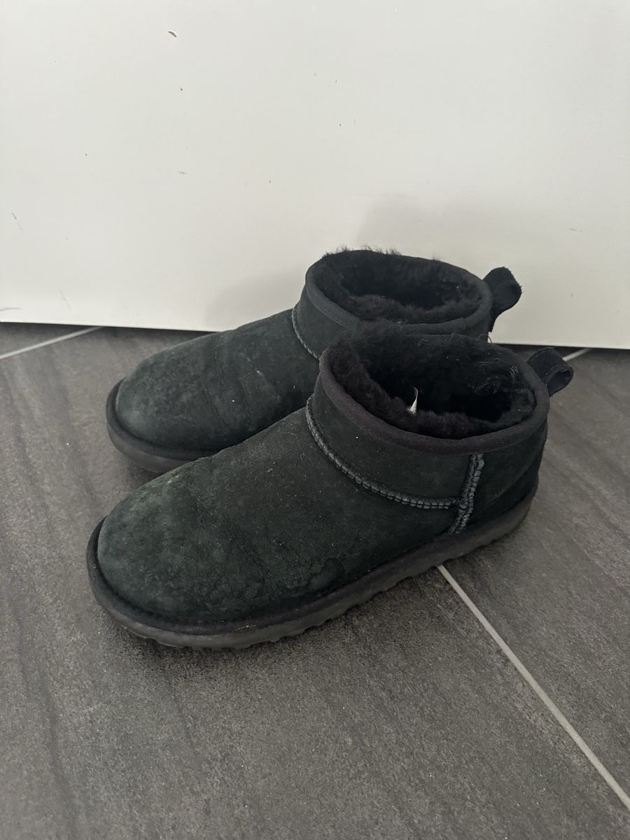 Ugg Scarpe da donna: UGG ultra mini Boots Gr 39 – Usato da winterthur venduto da pompowerpuff 3