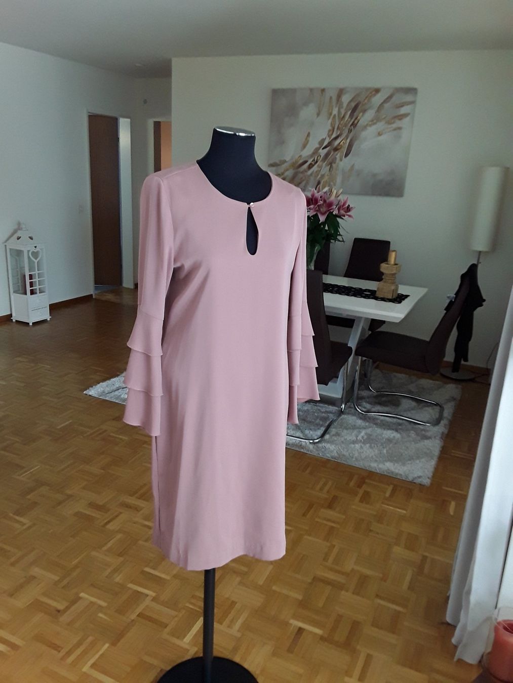Vestiti: Kleid maddison – Usato da Brugg AG venduto da Ljubinka0410