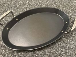 ovale Pfanne von Le Creuset z.B. für Fisch (NP ca. 130.--)
