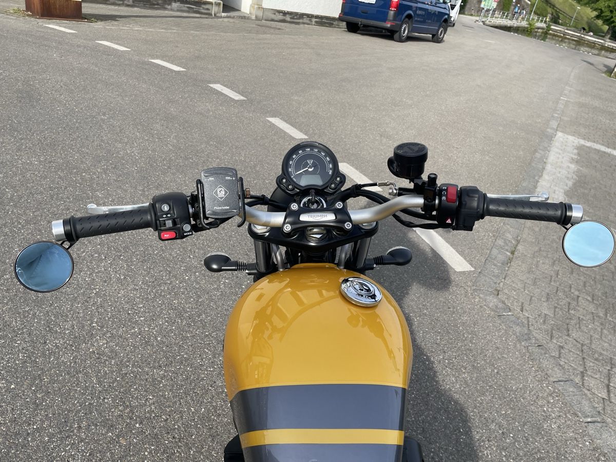 Triumph Strada: Triumph Scrambler 2024 Cosmic Yellow / Graphite – Usato da Eglisau venduto da Richard_Eglisau 8