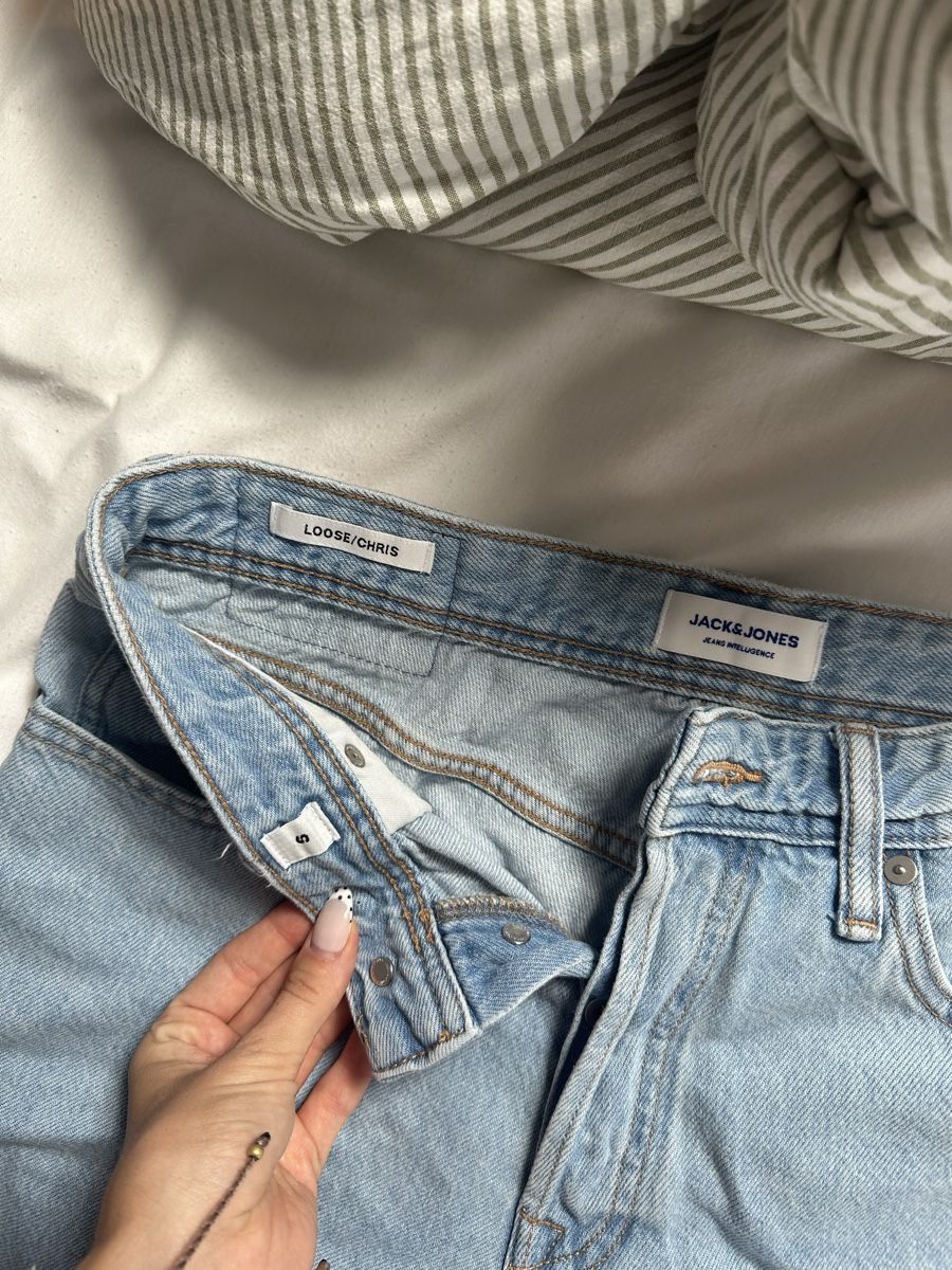 Jack & Jones Jeans: Jeans Shorts Jack & Jones – Usato da Grafstal venduto da jes_t6s7 2