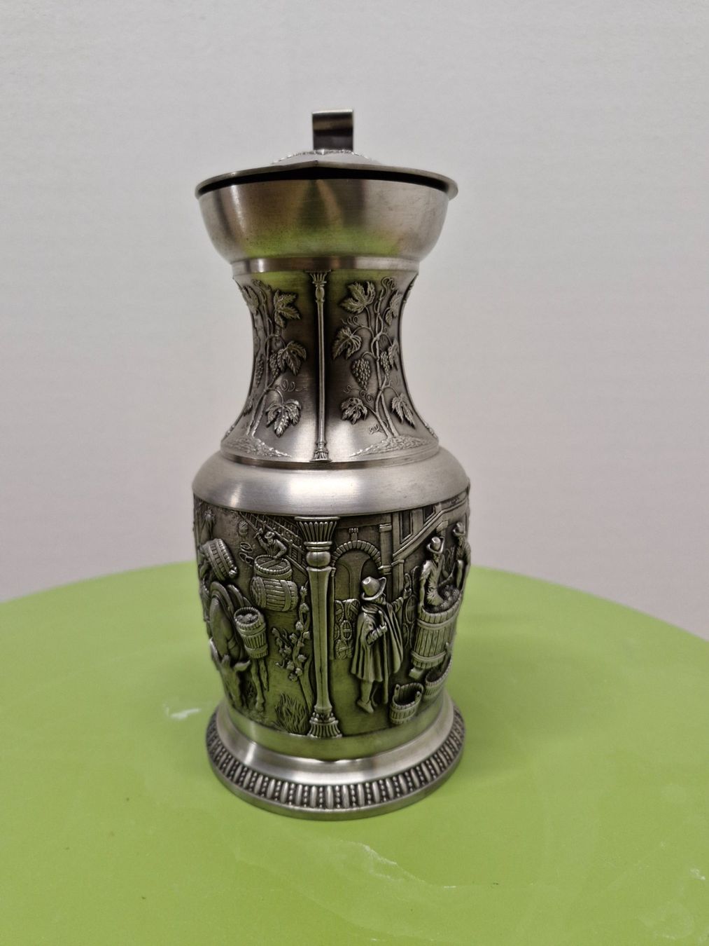 Karaffen: Zinnkanne mit Deckel – Gebraucht aus Schindellegi von gadient01 1