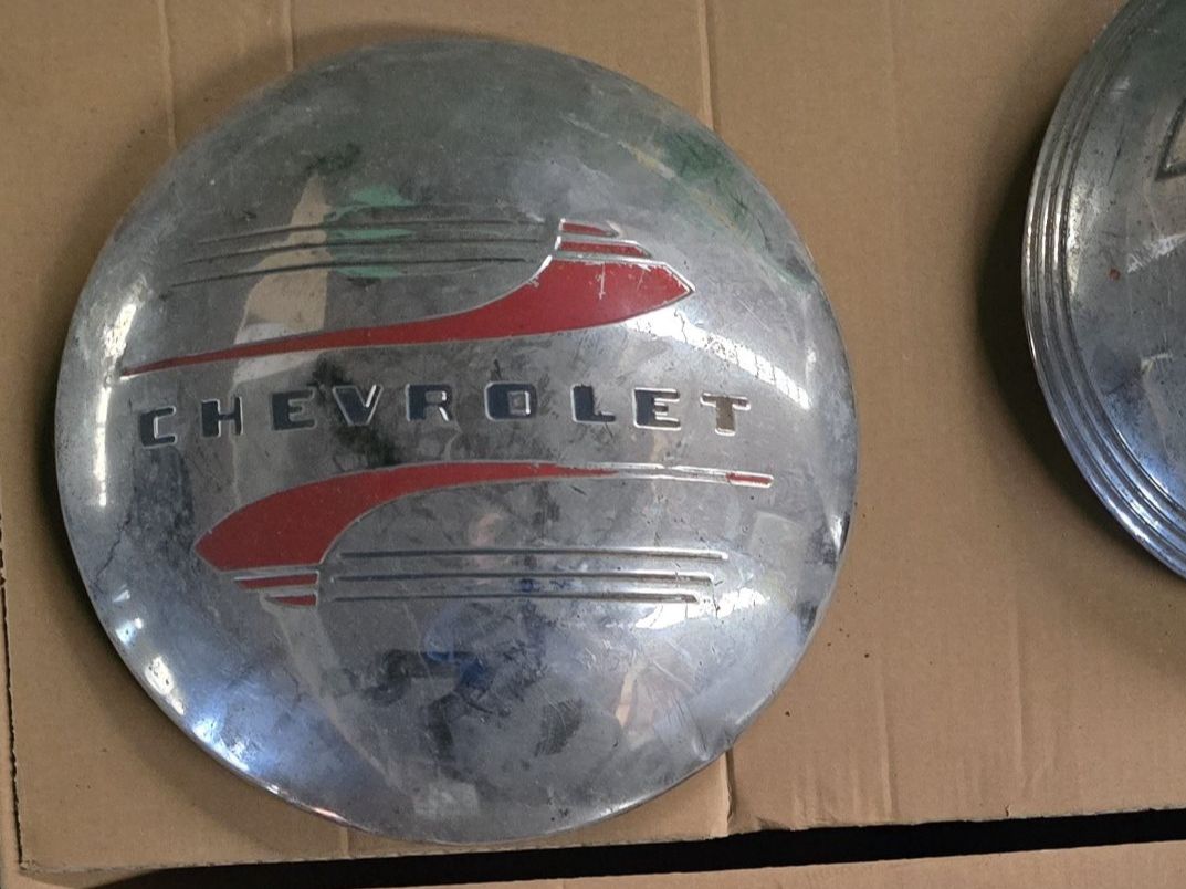 Chevrolet Tutti pezzi di ricambio auto: Radkappe Chevrolet – Usato da Bäriswil BE venduto da aki_77w9