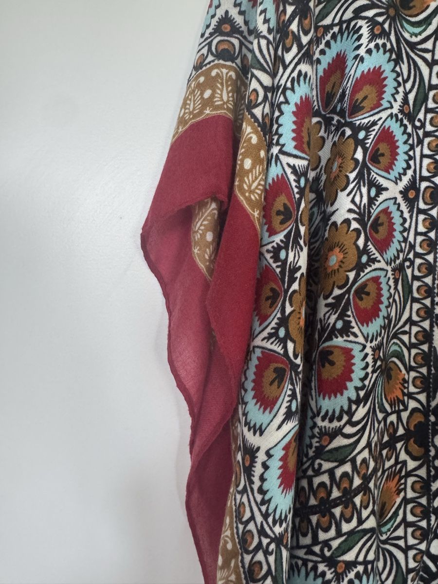 Tuniques: Damen Kaftan mit Muster Grösse One Size – D'occasion à Zürich par Chanelle07 2