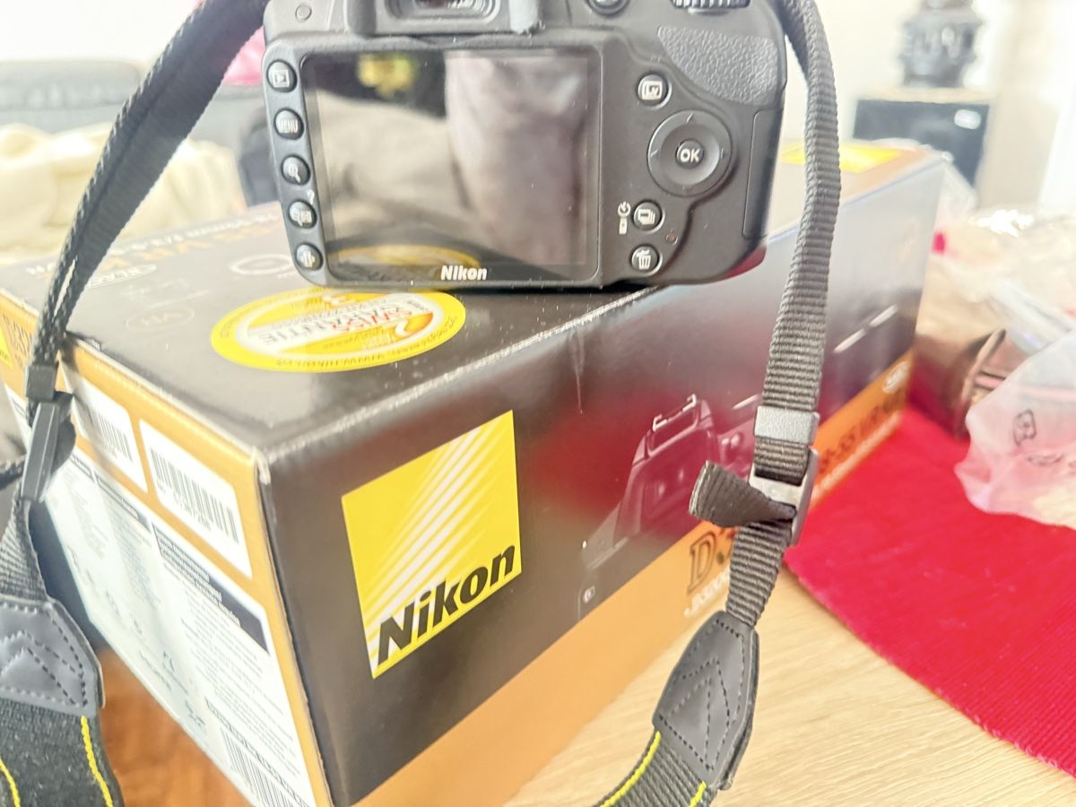 Nikon Fotocamera: NIKon D3200 18-55 vr kit – Nuovo (secondo la descrizione) da chêne-bougeries venduto da mandra04 1