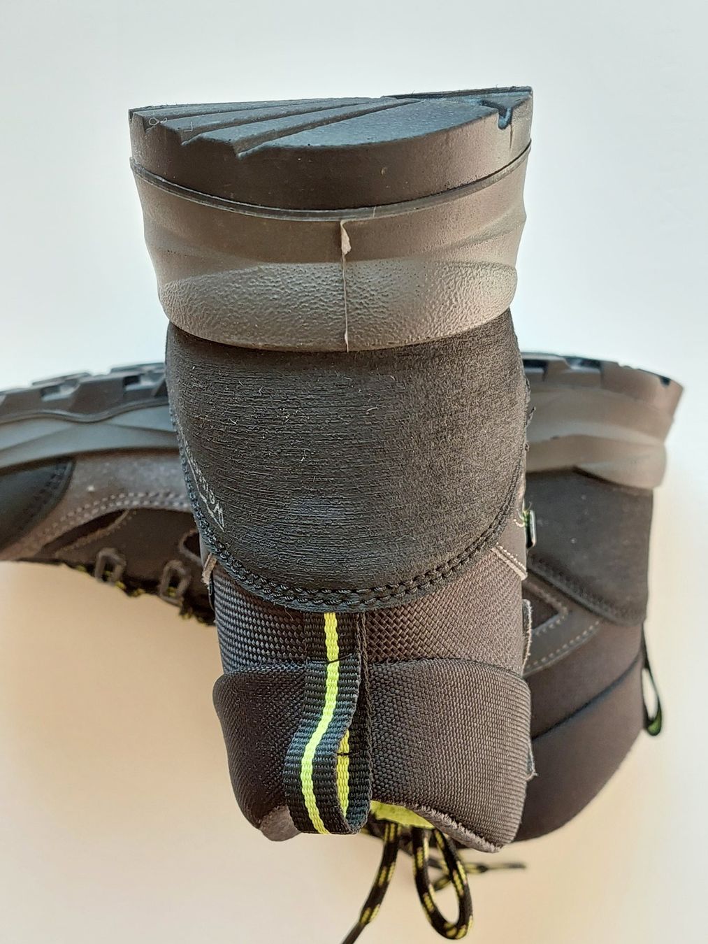 Chaussures hommes: Herren-Wanderschuhe Grösse 40 – D'occasion à Liebefeld par Helveticus6 6