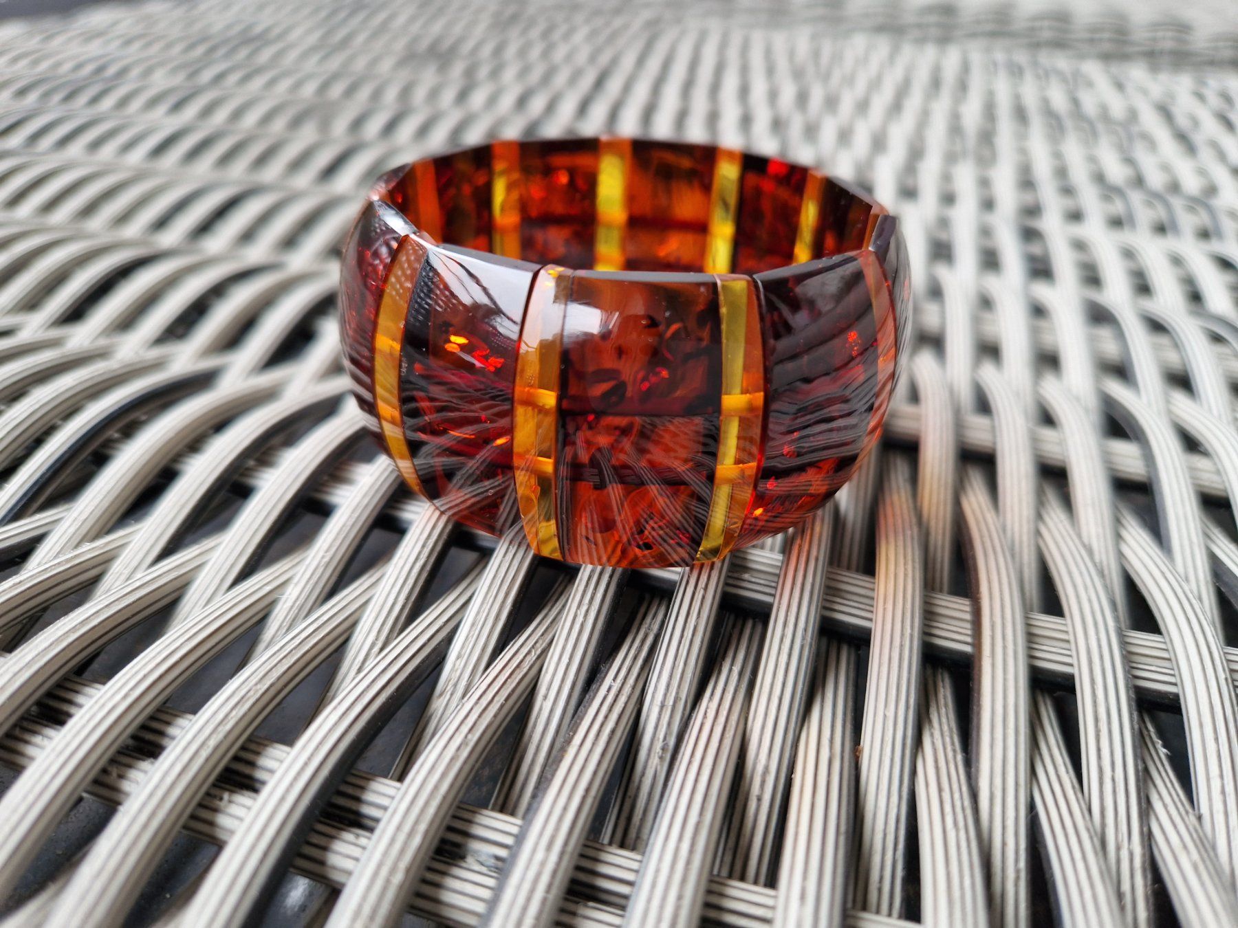 Bracciali & Braccialetti: Bracelet Ambre véritable – Nuovo e nell'imballaggio originale da Pully venduto da Andalous