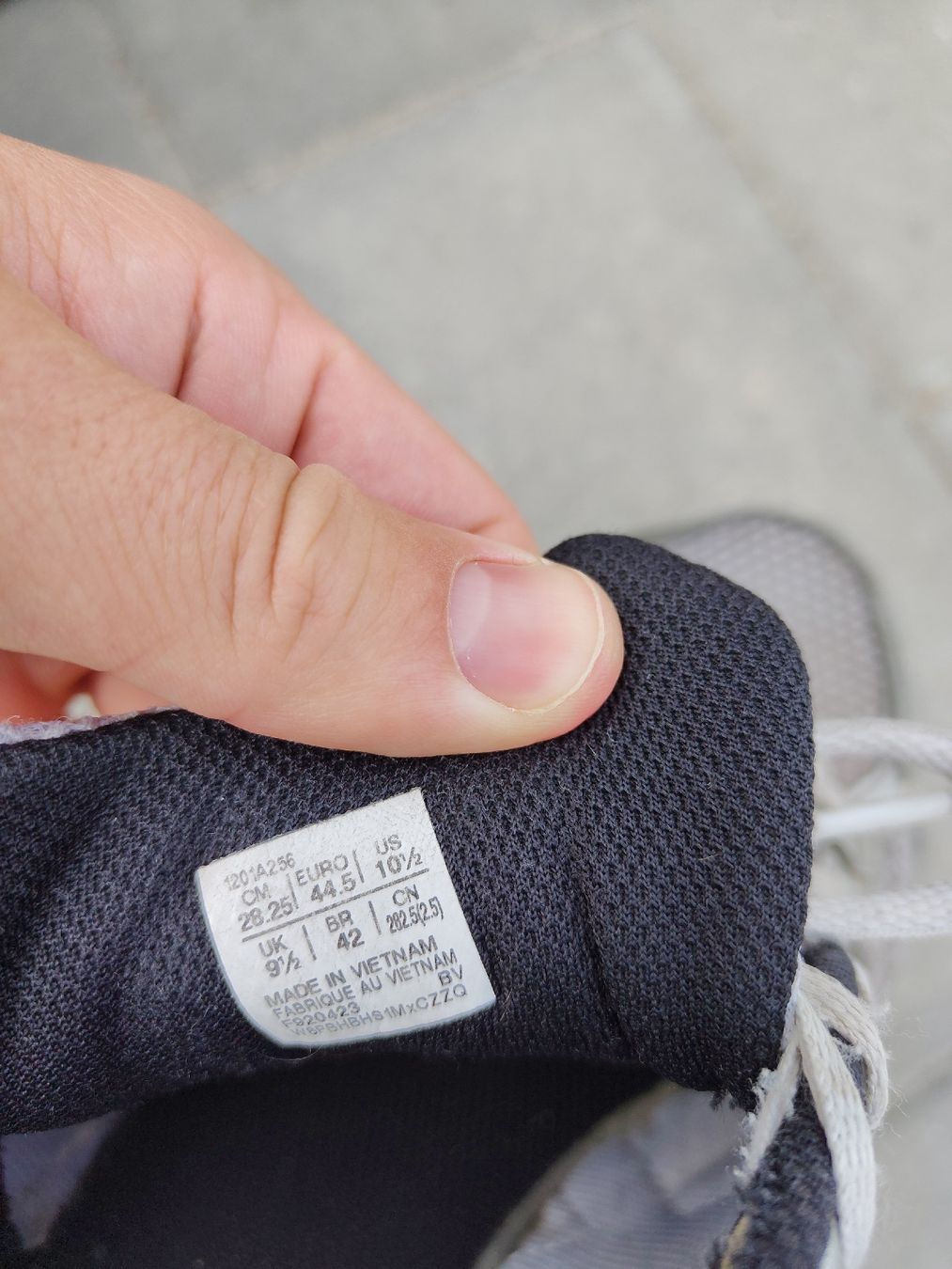 Asics Herrenschuhe: Asics Freizeitschuhe – Gebraucht aus Frutigen von 20silas02 1