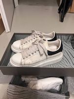 Alexander Mcqueen Sneaker in white