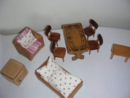 Puppenhaus ältere Puppenmöbel Konvolut echt Holz Puppenstube