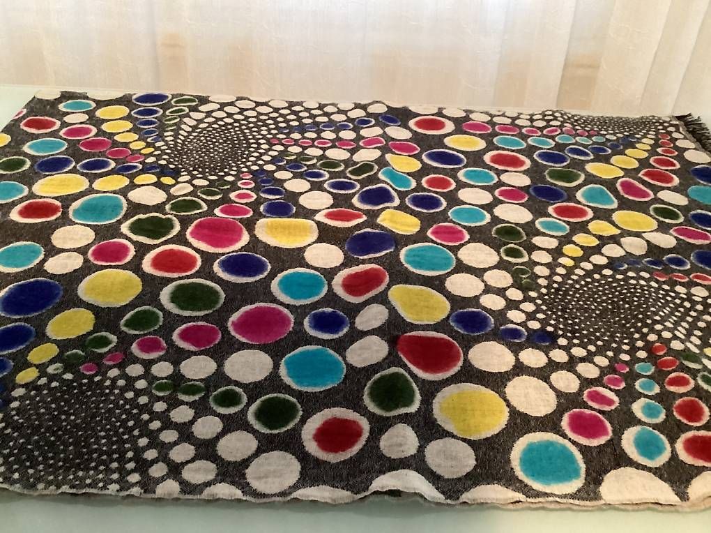 Foulards, Tücher & Schals: Sciarpa – Gebraucht aus Minusio von dan_q7sp