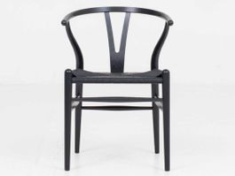 Carl Hansen & Søn Wishbone Stuhl von Hans J. Wegner lackiert