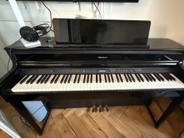 Roland E-Piano HP704