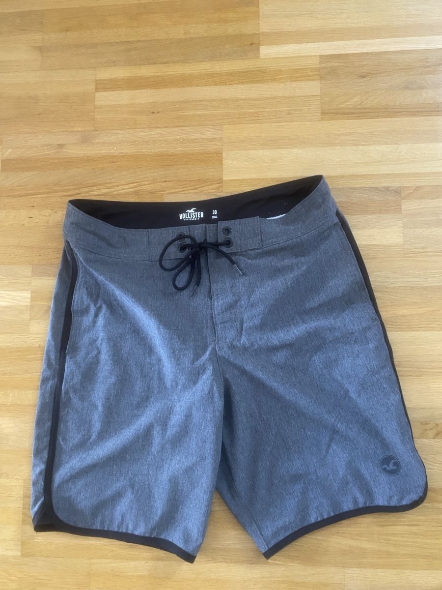 Hollister Hosen: Hollister swimmwear – Gebraucht aus Gross von pet_5mzs
