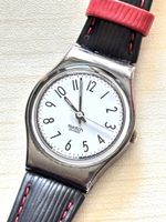 Swatch Damenuhr  Lederarmband schwarz rot 