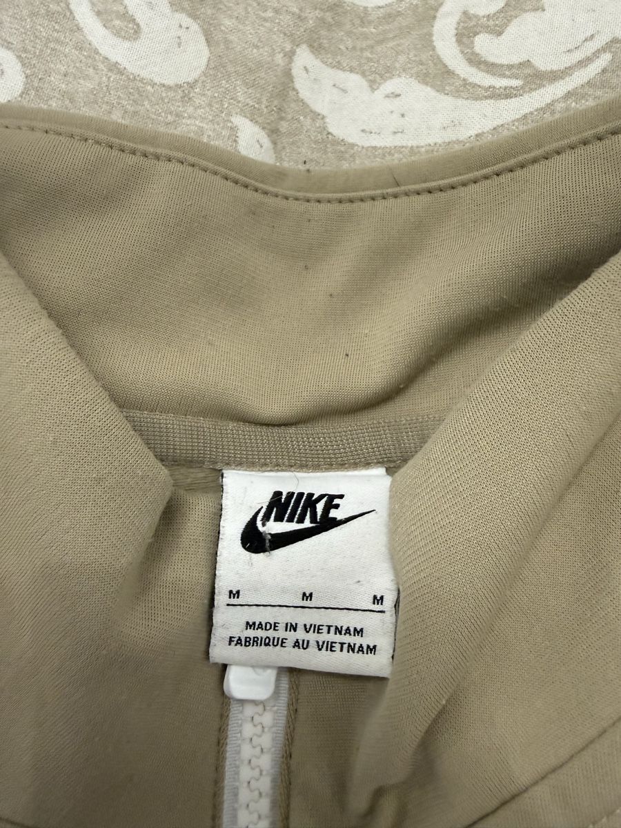 Nike Jumpsuits: Tuta Nike completo – Gebraucht aus Massagno von mir_xl6c 3