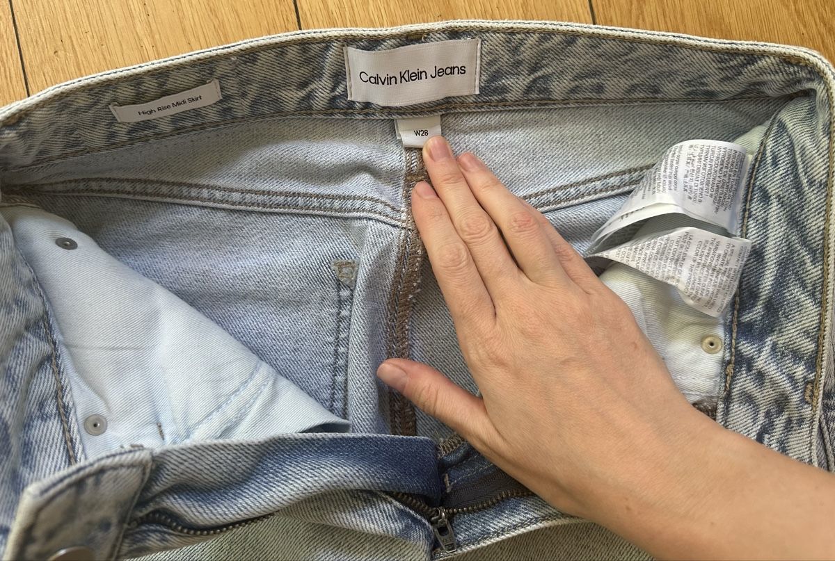 Calvin Klein Gonne: Calvin Klein Denim Skirt – Nuovo (secondo la descrizione) da Geneve venduto da iri_dr5s 2