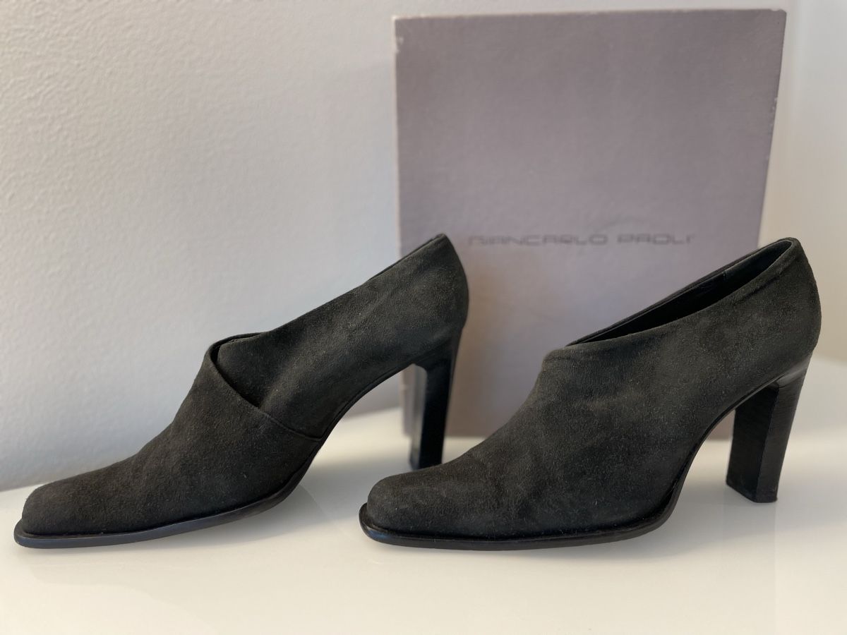 Scarpe da donna: Stiefeletten, Designerschuhe, echtes Leder, Gr. 39 – Usato da Berg TG venduto da Gianeja