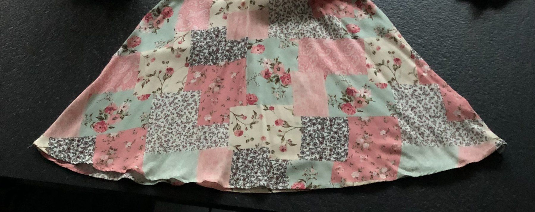 C&A Kleider: Kleid Patchwork Blumenmuster Langarm Grösse S neuwertig – Neu und originalverpackt aus Naefels von Lenanae 5
