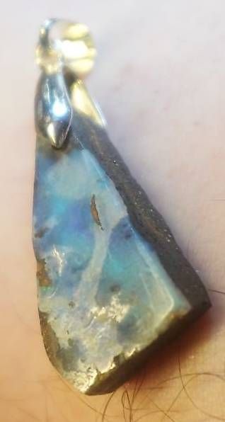 Fossil Ciondoli: Boulder Opal, 17.15ct – Nuovo (secondo la descrizione) da Bleienbach venduto da Mineral_Antik57 4