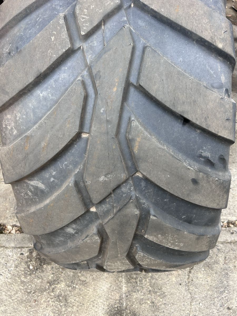 Pneumatici & Ruote complete: Kompletträder 520/55R22.5 – Nuovo (secondo la descrizione) da Fahrni venduto da vario415 3