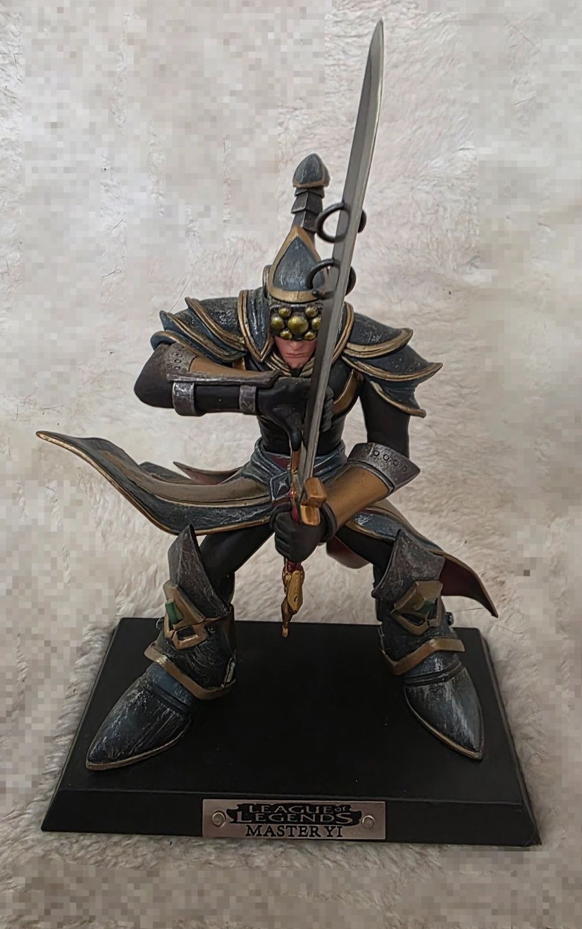 Statuette: League of Legends Master YI – Usato da Rheinsulz venduto da nostalgia91