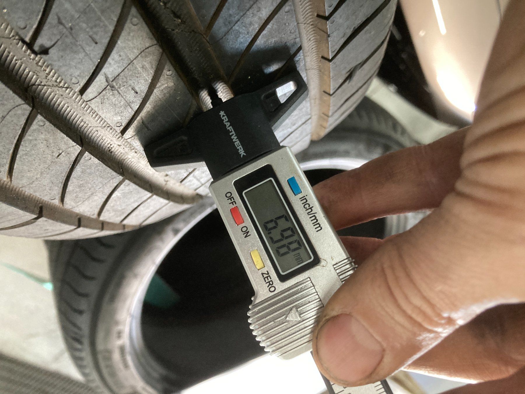 Michelin Pneus & Kompletträder: 225/45R17 Sommerpneu Michelin – Gebraucht aus Cham von WB2223 6