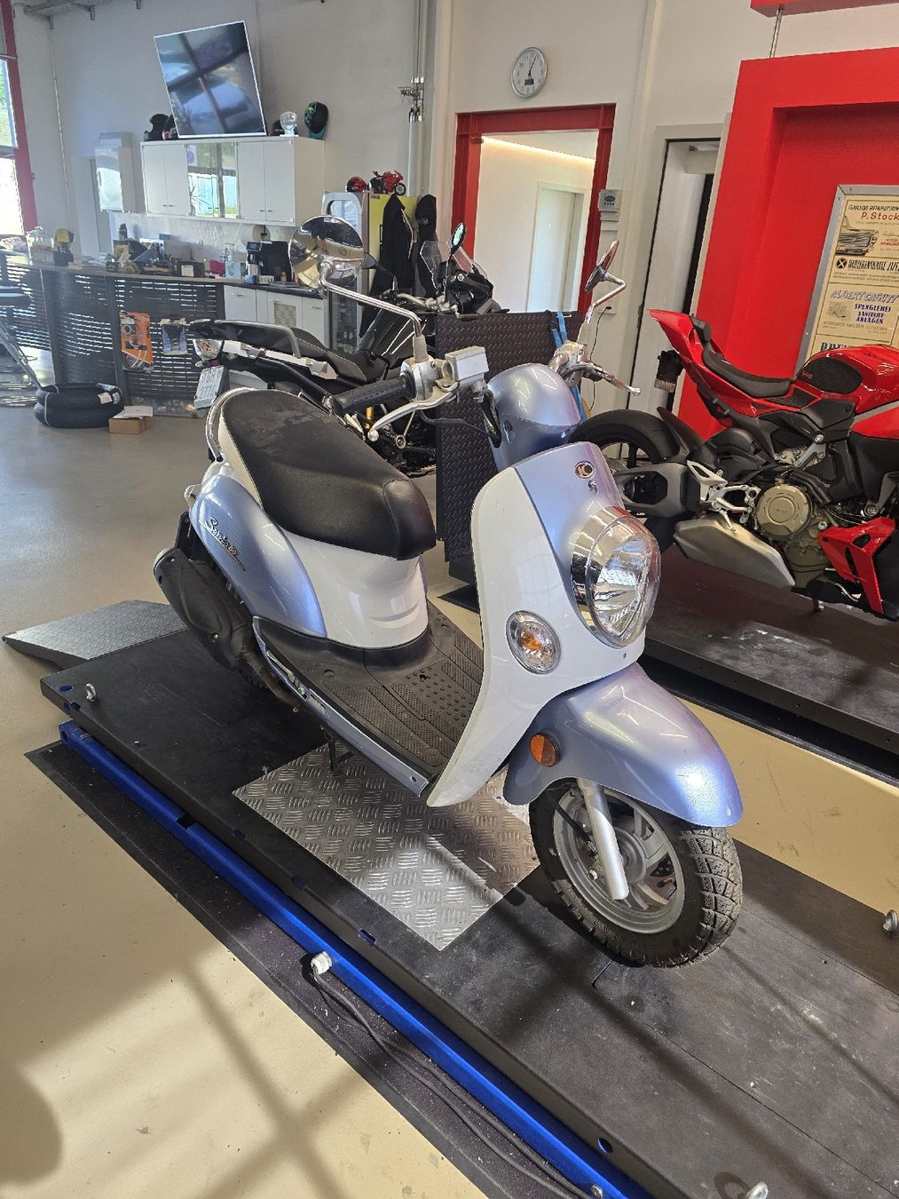 Kymco Scooters: Kymco Sento 50 – Defekt aus Zizers von Ritsch-Motors