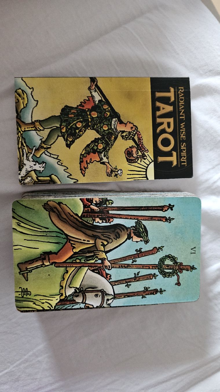 Giochi: Tarot set with guidebook (in english) – Usato da Ascona venduto da nes_cxn7 3