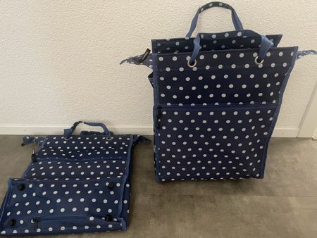 2 Fahrradtaschen / Velotaschen faltbar mit Regencover