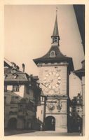 Bern (BE) – Uhrturm mit historischer Statue