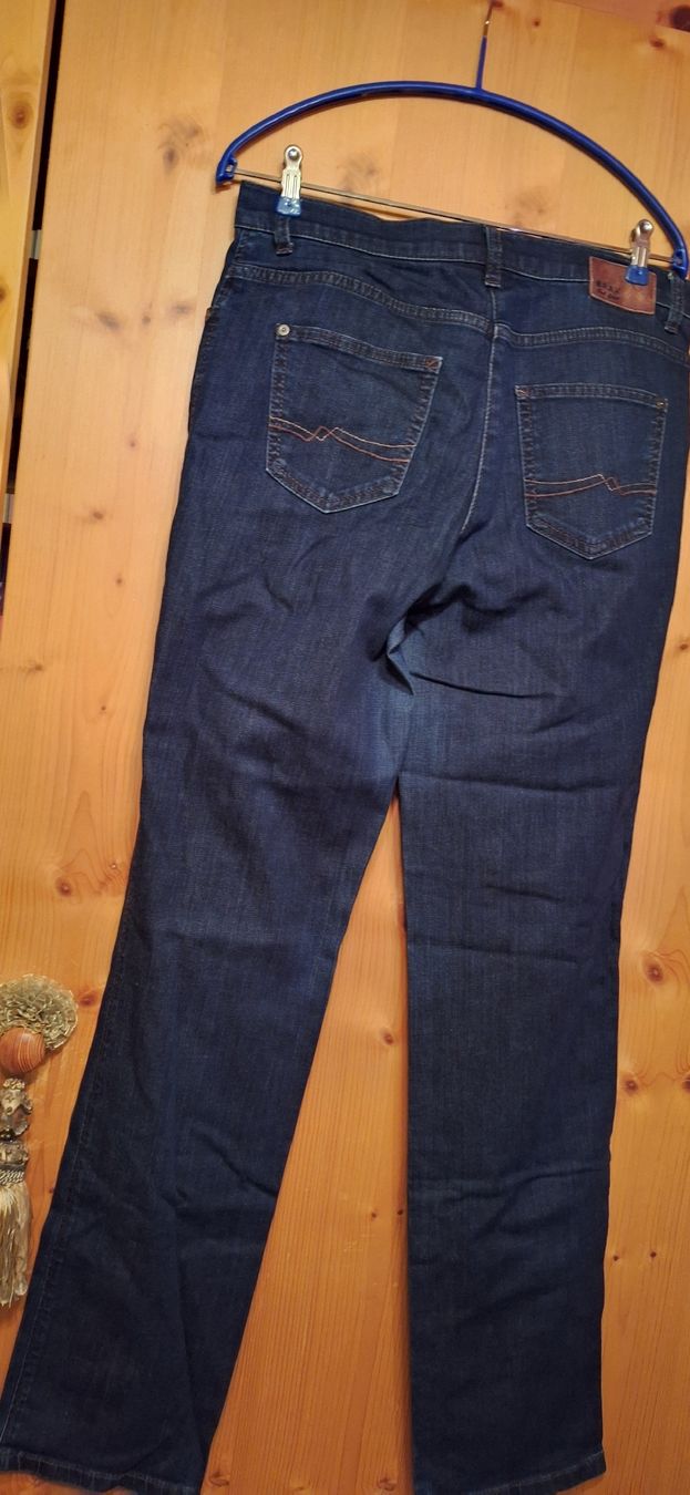 Brax Jeans: Brax Damen Jeans Gr. 40 L – Usato da Männedorf venduto da Livingston 3