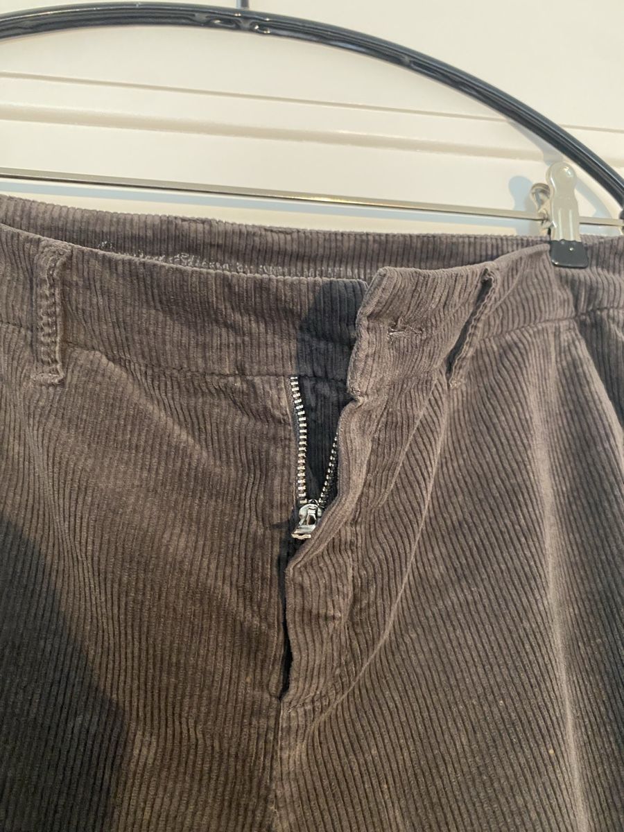 Pantaloni: Graue Cordhose, Grösse 38 – Usato da Biel/Bienne venduto da gurzel13 2