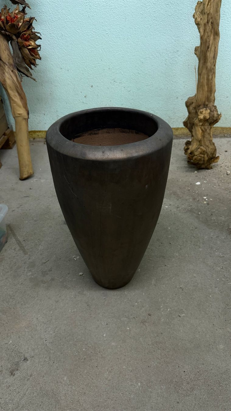 Vasen & Gefässe: Bronze Vase – Gebraucht aus Hauptwil von aromashop