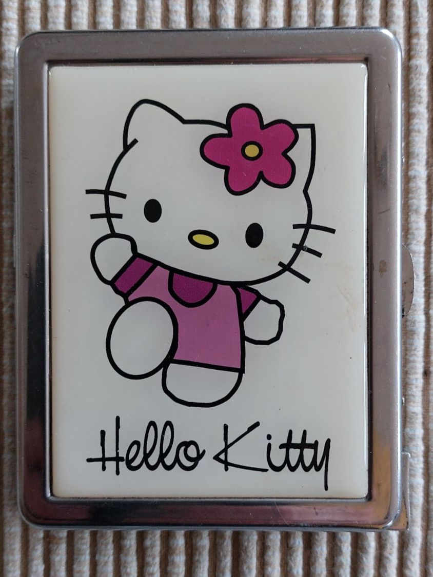 Accendini: Cigarettenbox m Feuerzeug hello kitty – Usato da Oberdiessbach venduto da wasserfreak 5