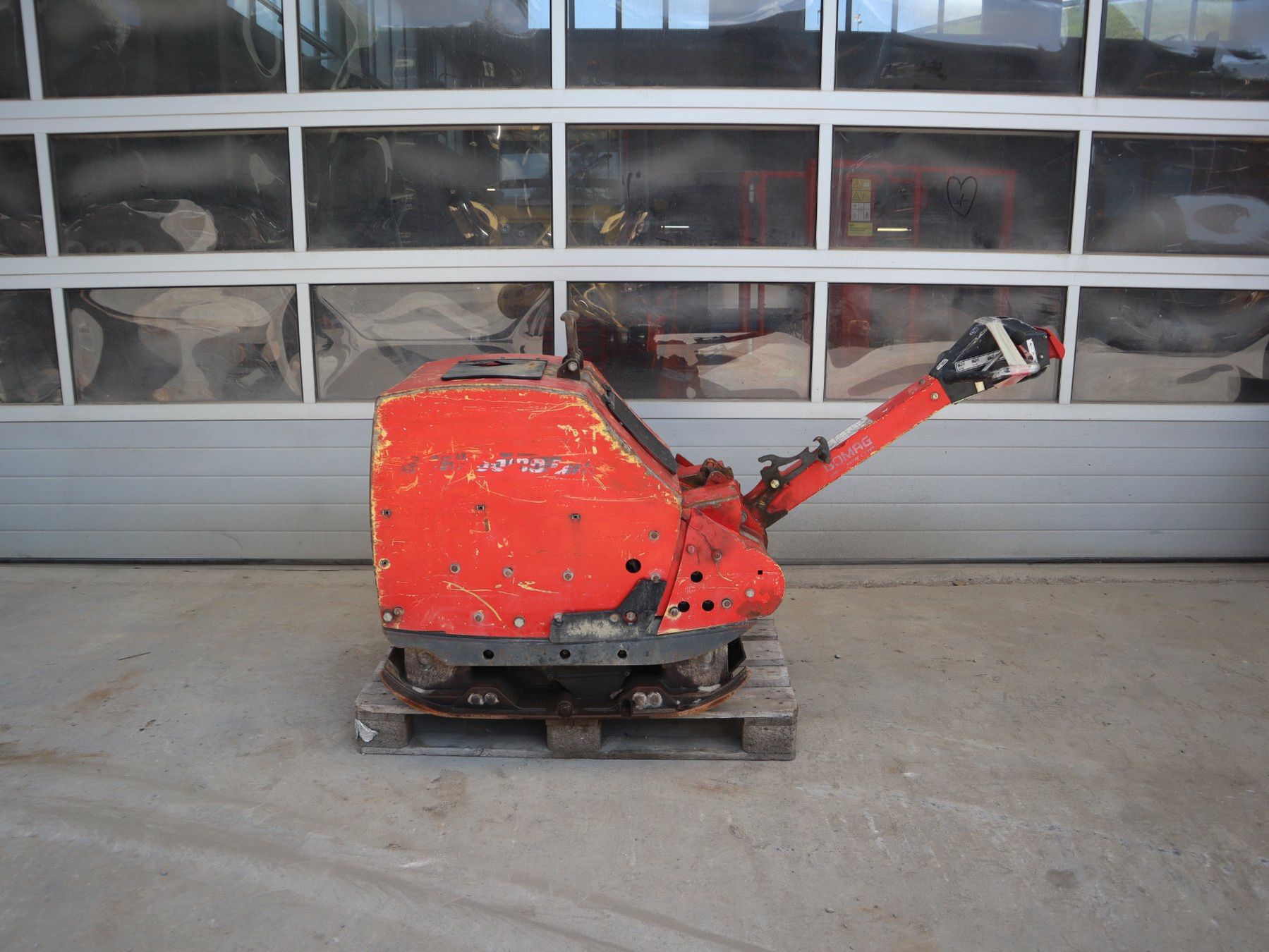 Bomag Tutte le macchine: Bomag BPR 100/80 D Vibroplatte – Usato da Hasle LU venduto da Arag08 1